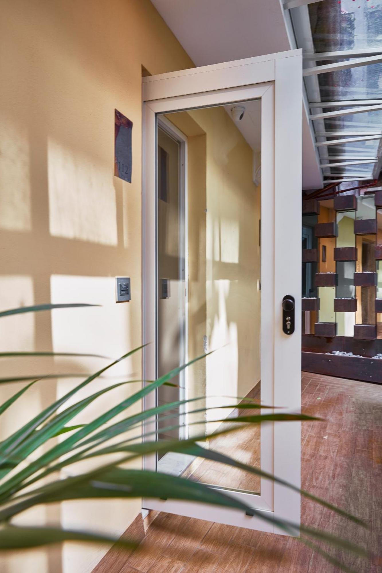 Hotel Vite - By Naman Hotellerie Rome Bagian luar foto