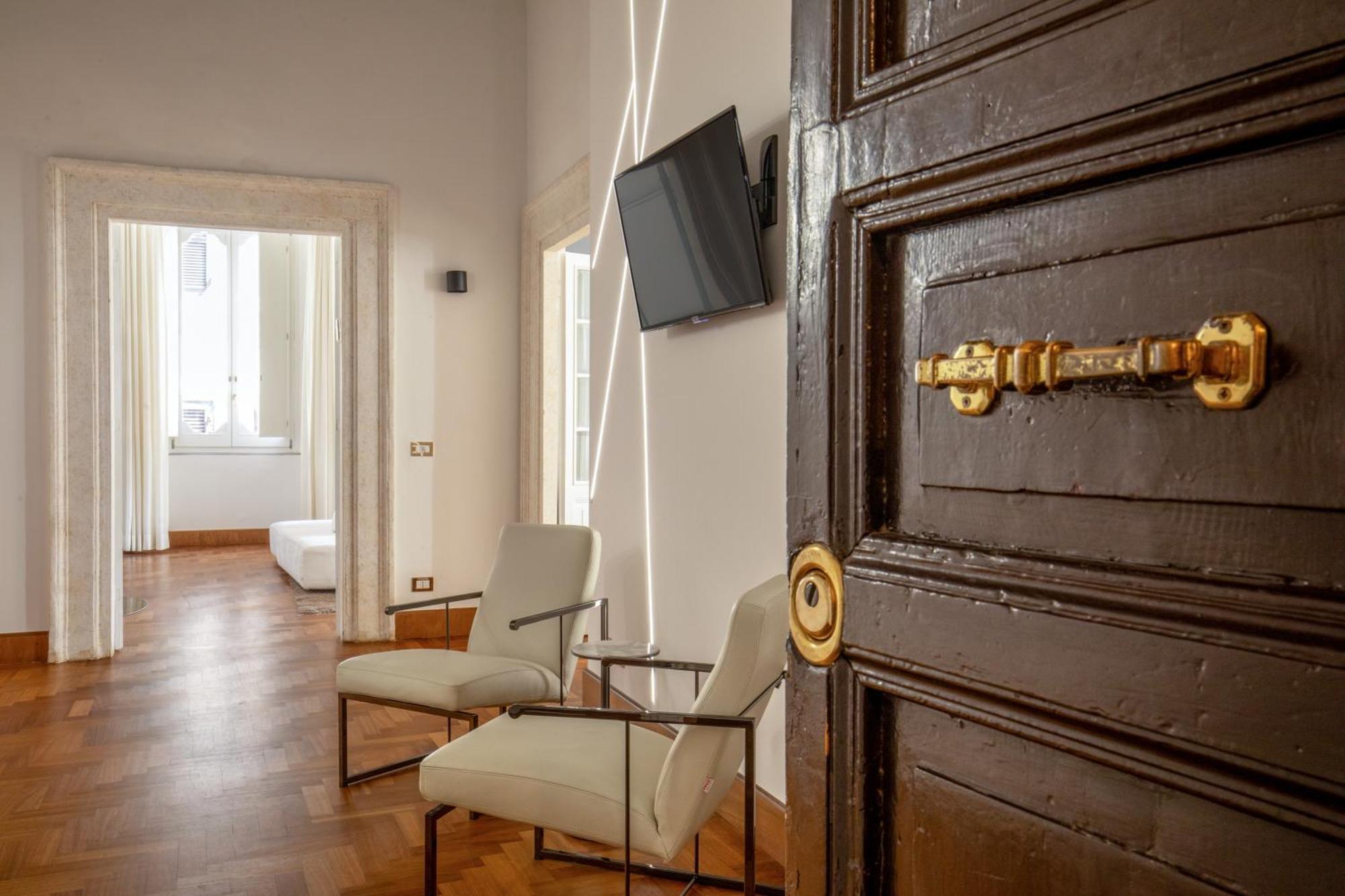 Hotel Vite - By Naman Hotellerie Rome Bagian luar foto